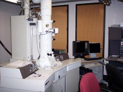 Microscope: JEOL 2010 Transmission Electron Microscope (TEM) with Cryo