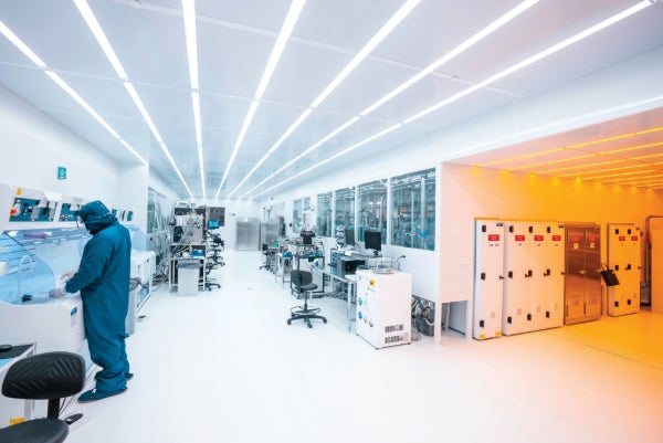 Shared Equipment Authority clean room